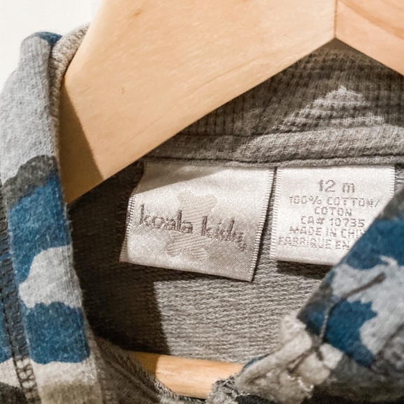 12 months Blue Camo Jersey Onesie for tot - Picture 4 of 7